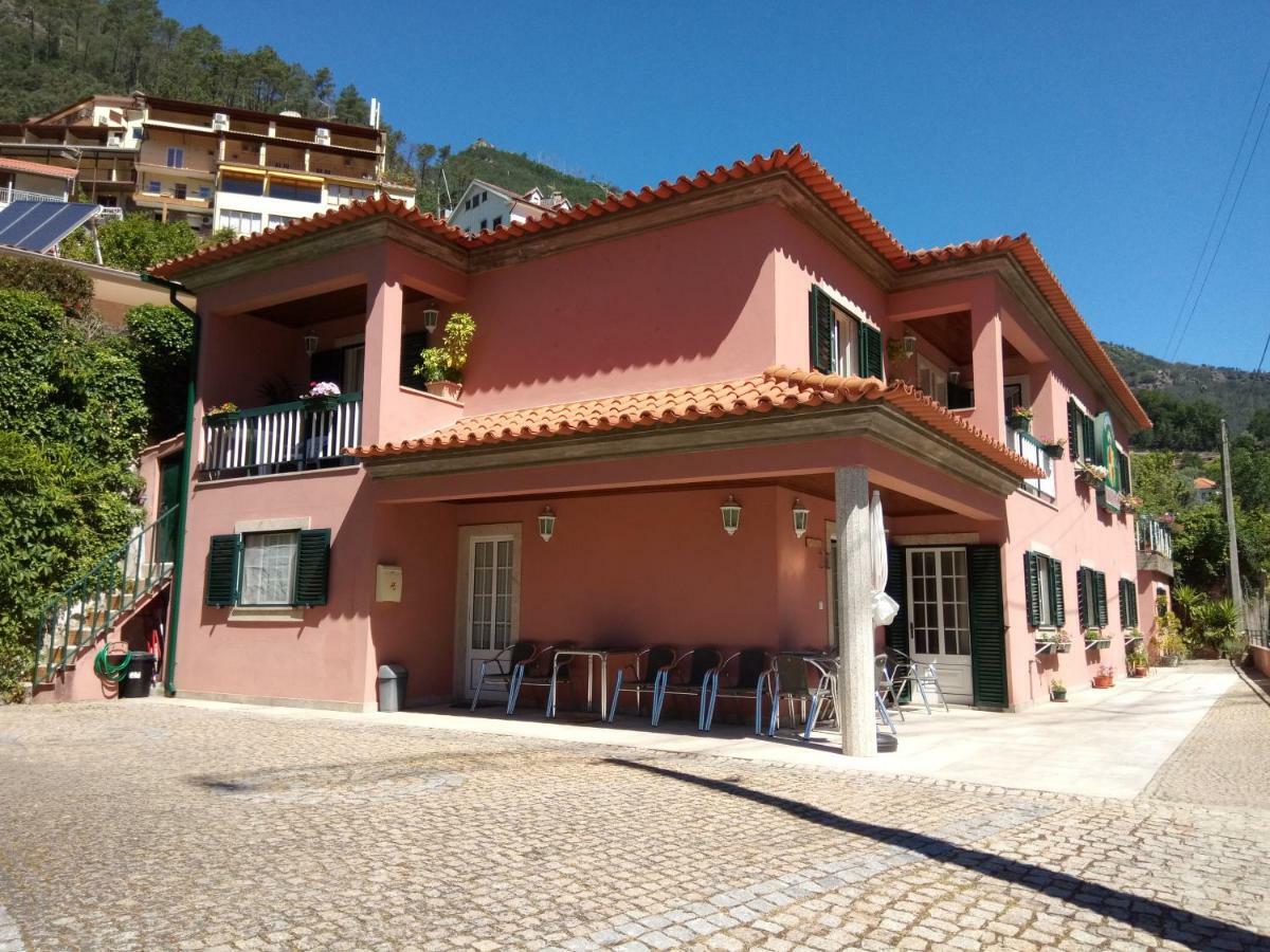 מלון ג'רס Residencial Ribeiro מראה חיצוני תמונה